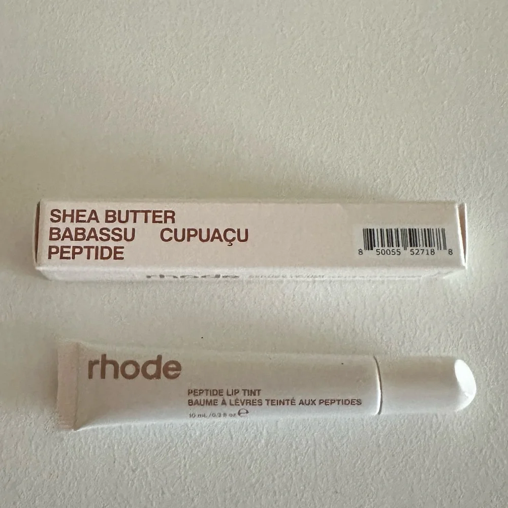 Rhode Cinnamon Roll Lip Peptide Treatment Shimmer Tint